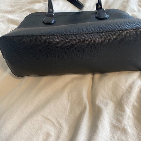 Kennth Cole Reaction Satchel Black Handbag Purse Shoulder Bag - Picture 4 of 9